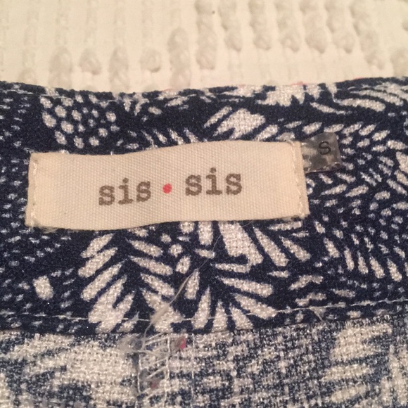 Floral Print Shorts Size Small Sis Sis Brand - Picture 3 of 3